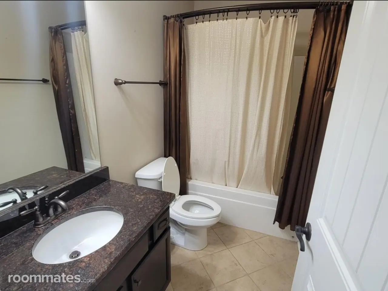 Profile photo 3 of 7