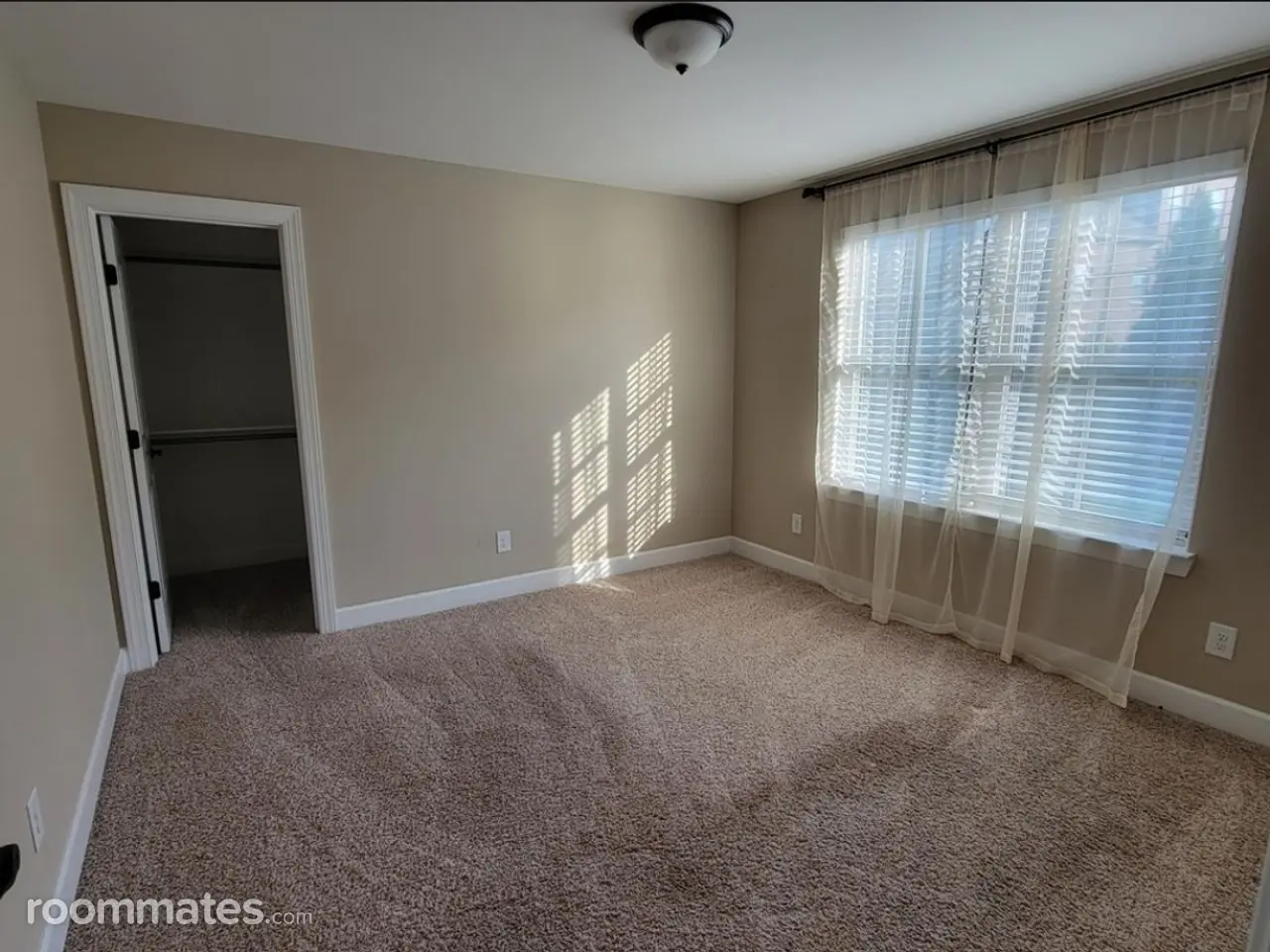 Profile photo 1 of 7