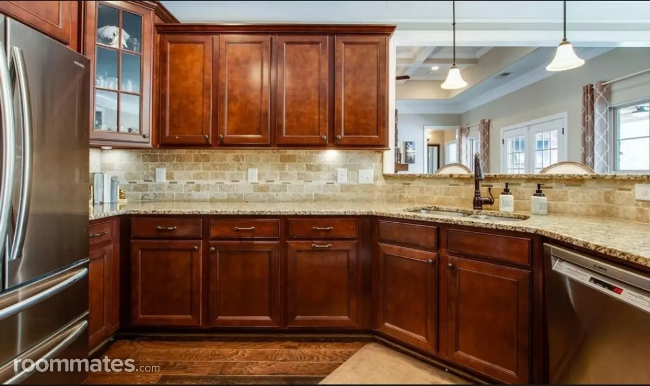 Profile photo 2 of 7