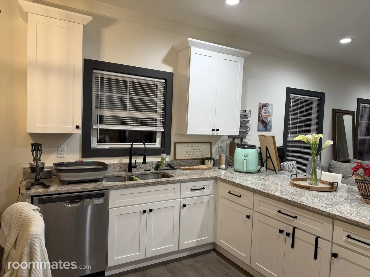 Profile photo 1 of 11