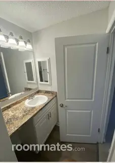 Room for rent in Orlando, FL $1000, townhouse