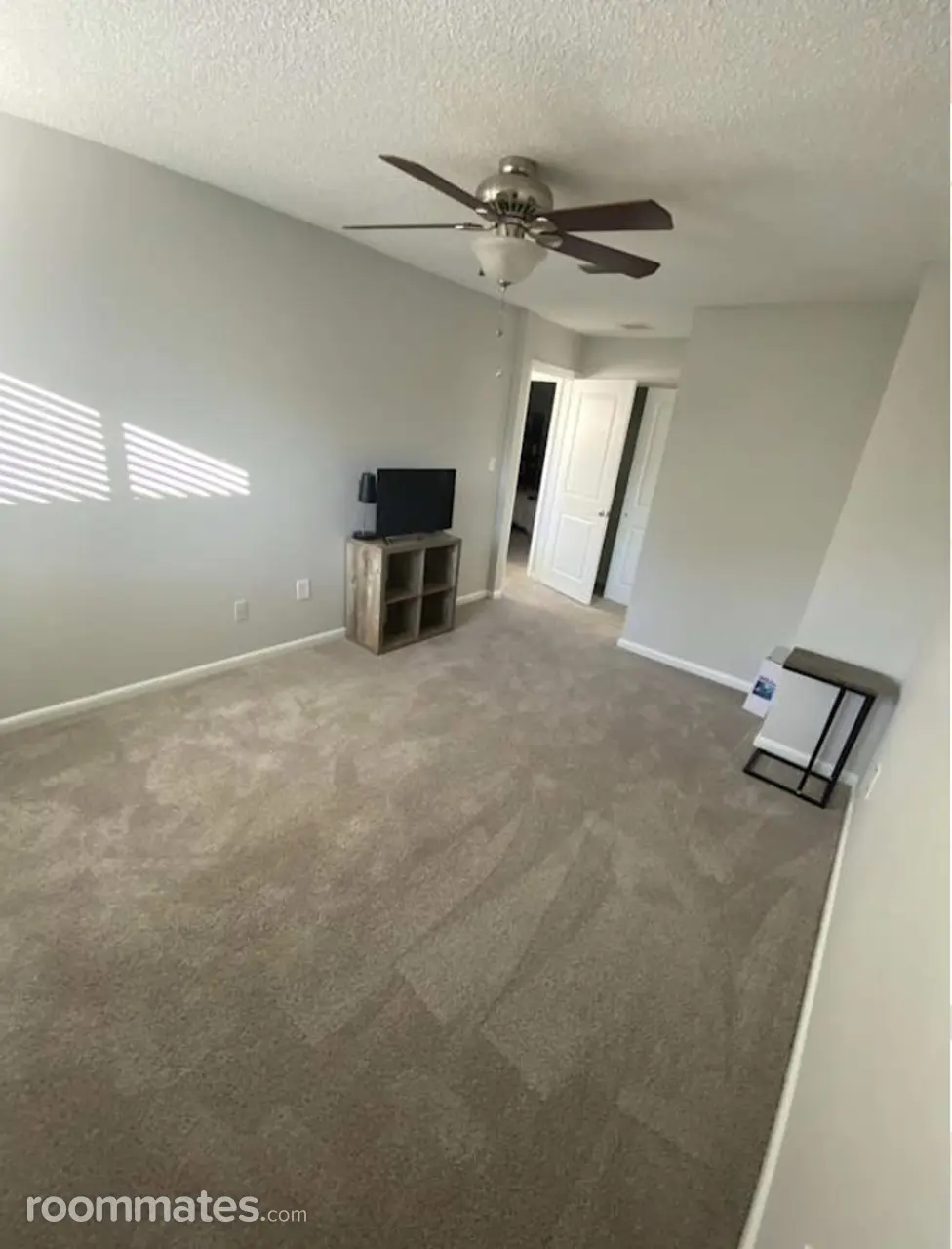 Profile photo 4 of 5