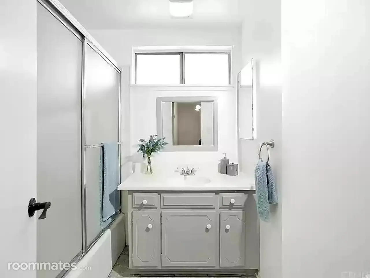 Profile photo 2 of 11