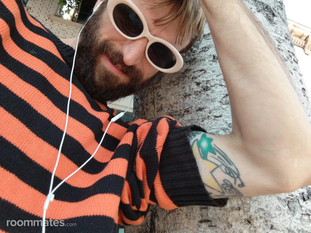 Profile photo 16 of 17