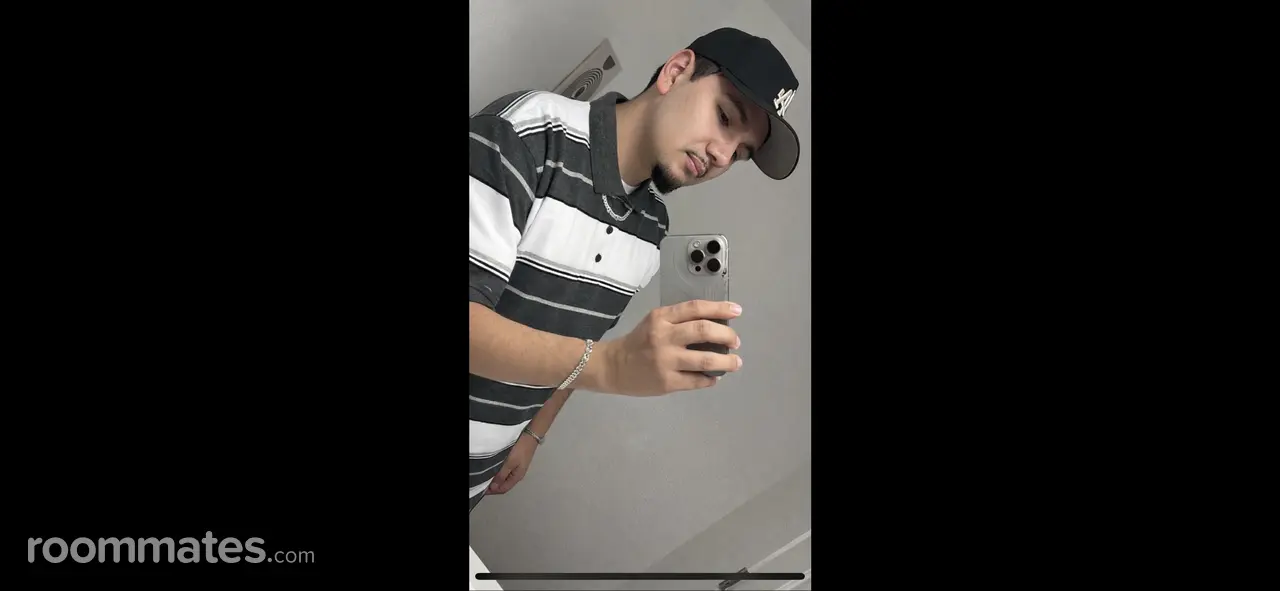 Profile photo 11 of 11