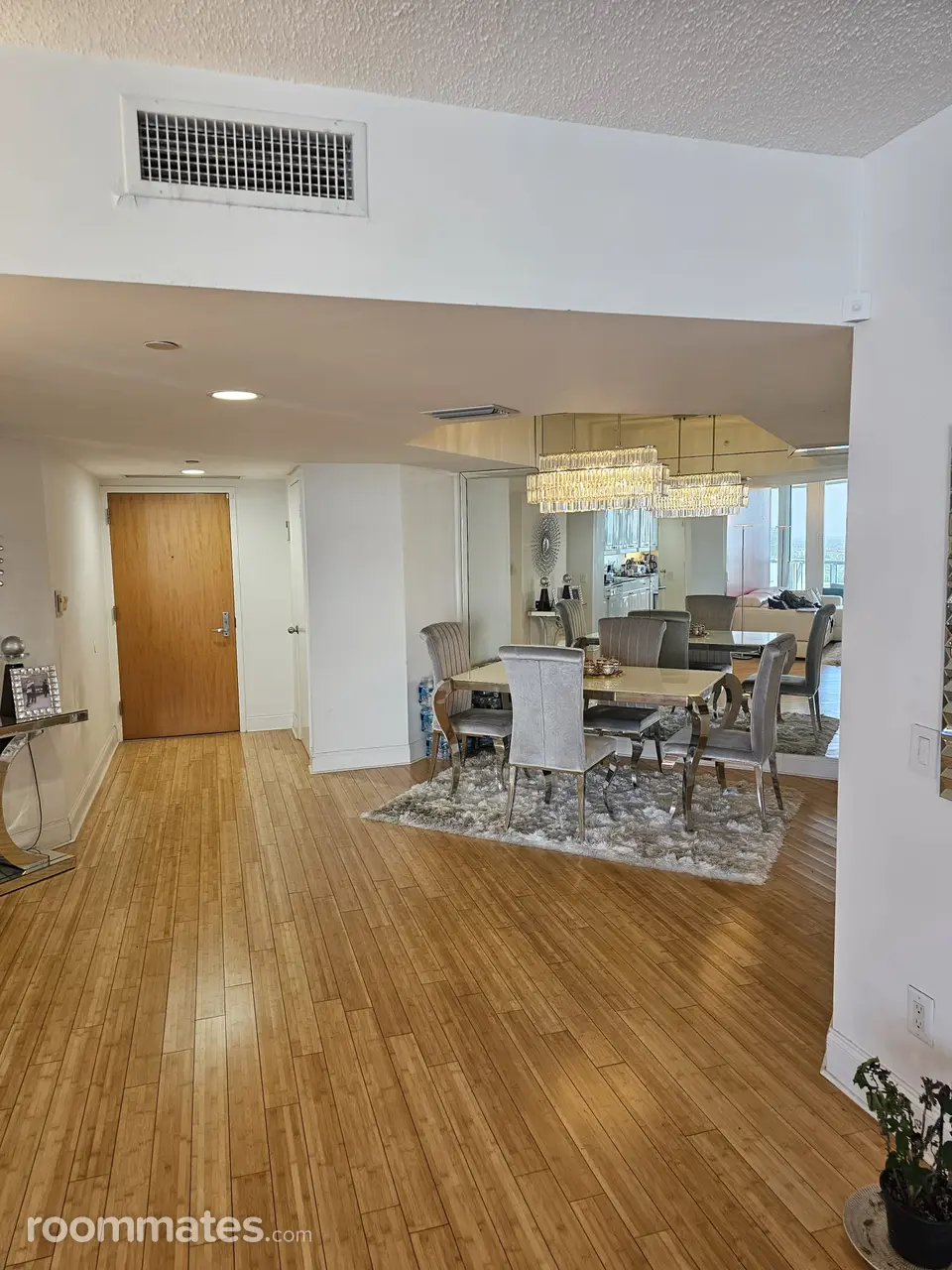 Profile photo 6 of 11