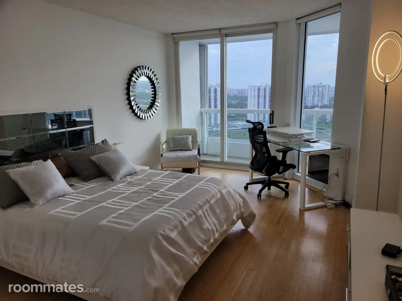 Profile photo 3 of 11