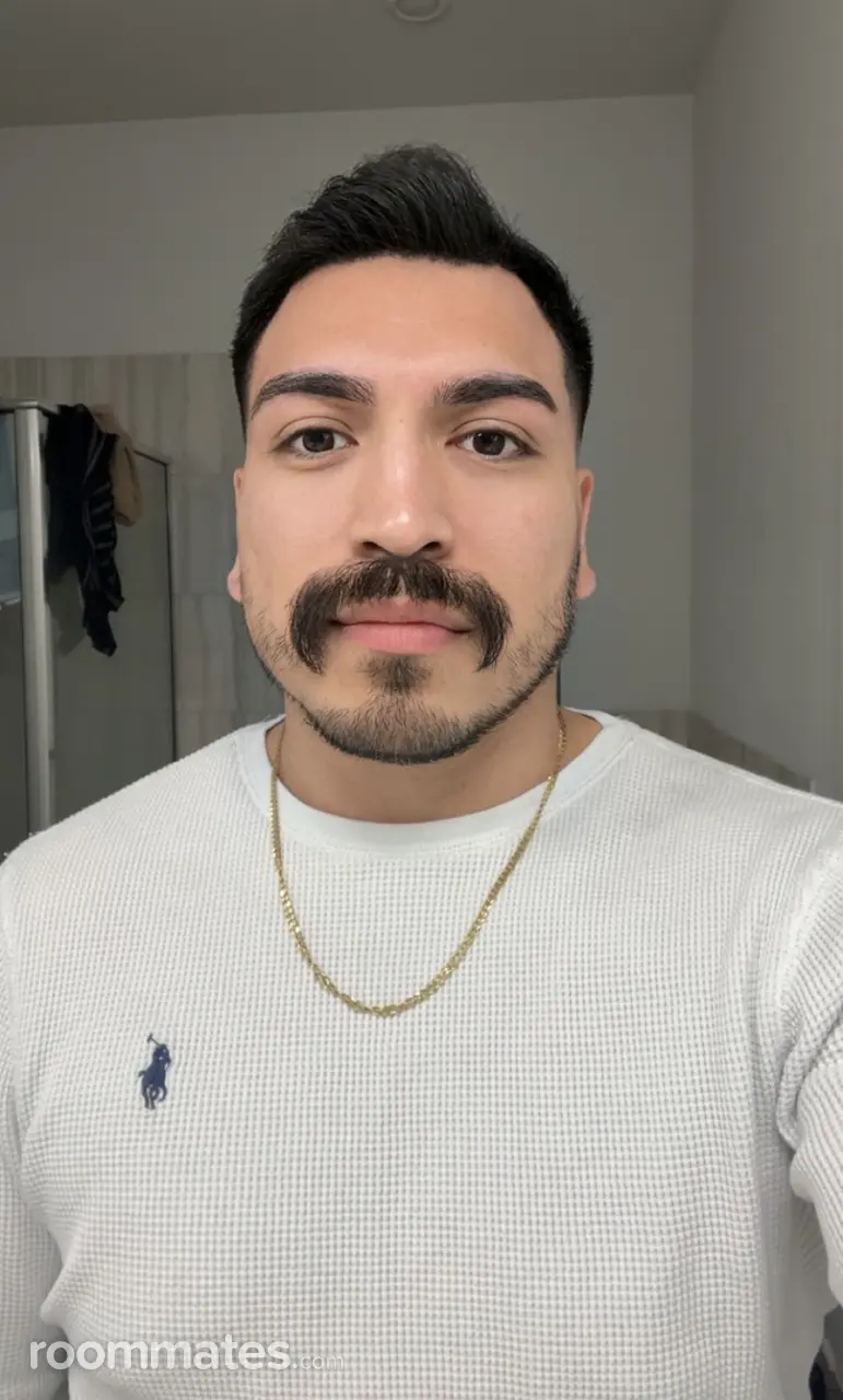 Profile photo 5 of 5