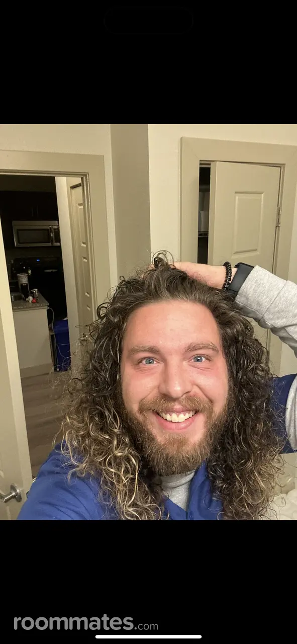 Profile photo 3 of 6