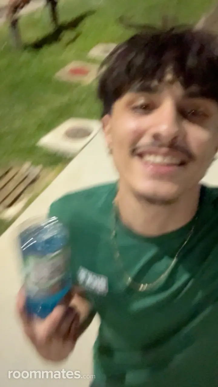 Profile photo 1 of 1