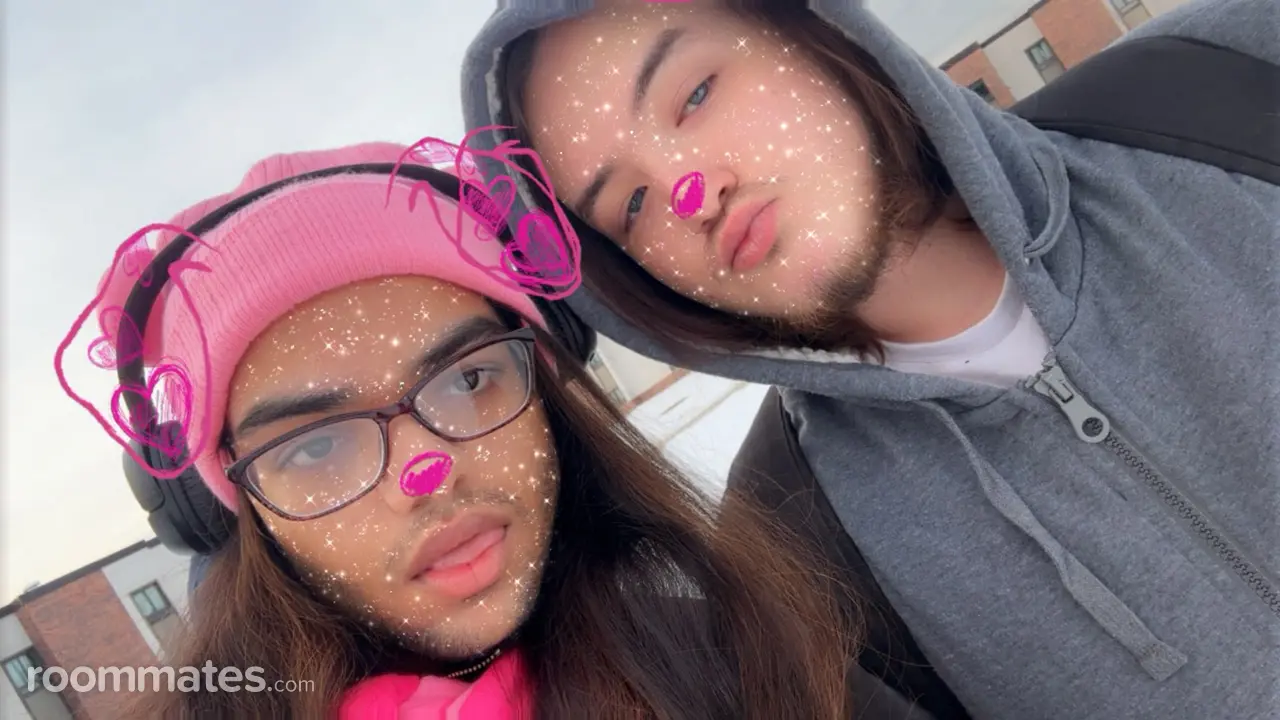 Profile photo 3 of 7