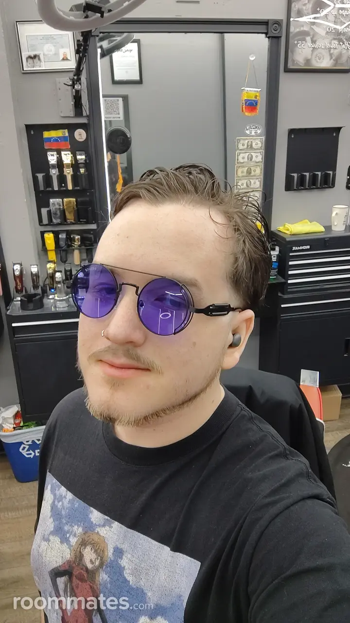 Profile photo 1 of 7