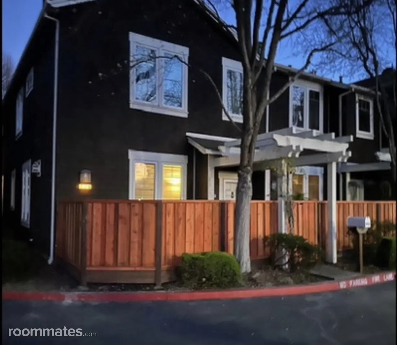 Profile photo 9 of 9