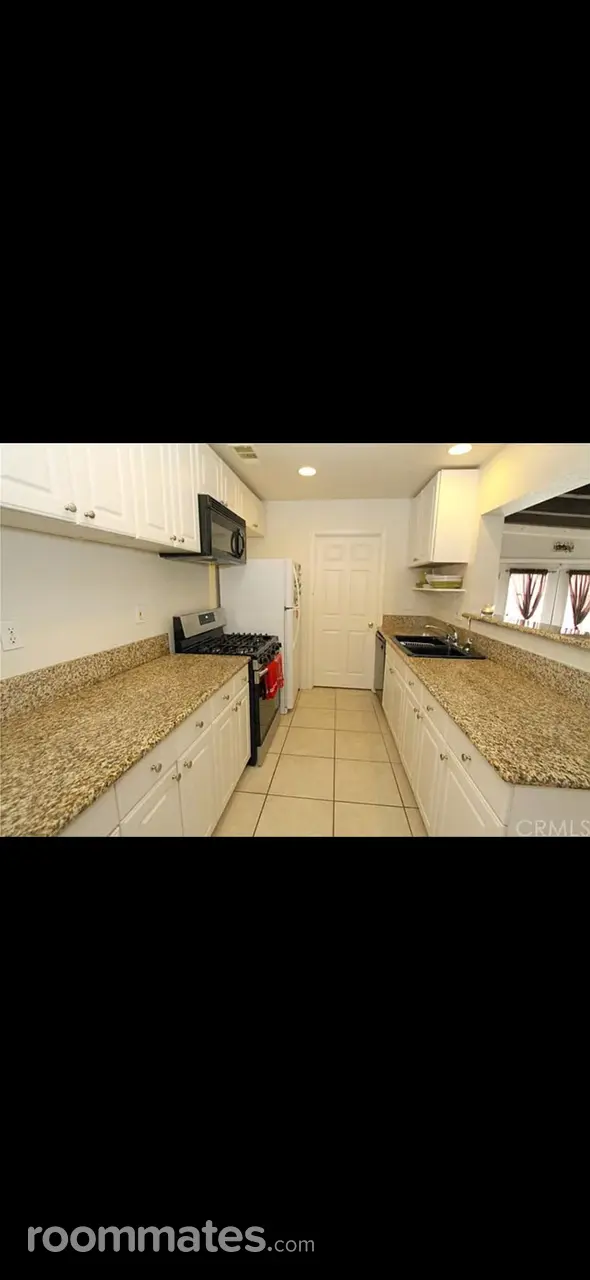 Profile photo 5 of 12