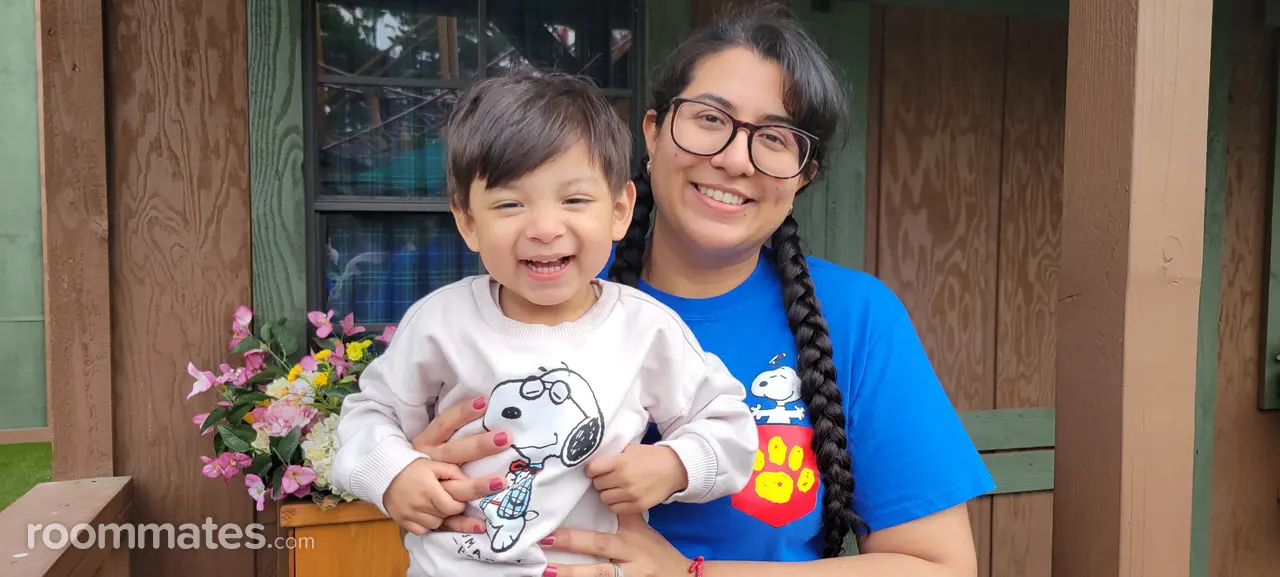 Profile photo 12 of 12