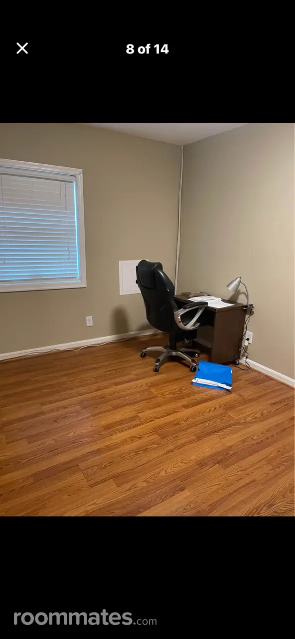 Profile photo 2 of 11