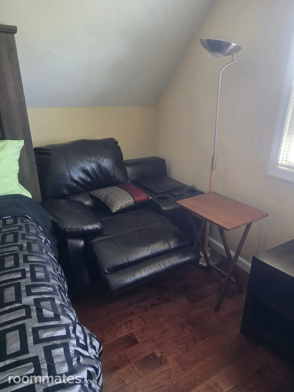 Profile photo 8 of 11