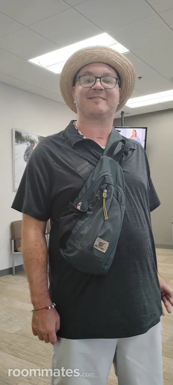 Profile photo 10 of 11