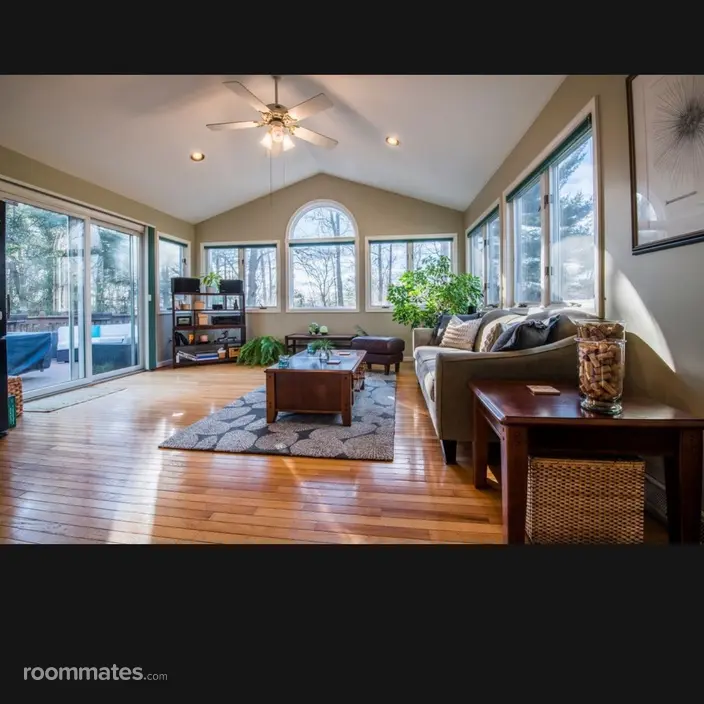 Room for rent in Owings Mills, MD $1000, house