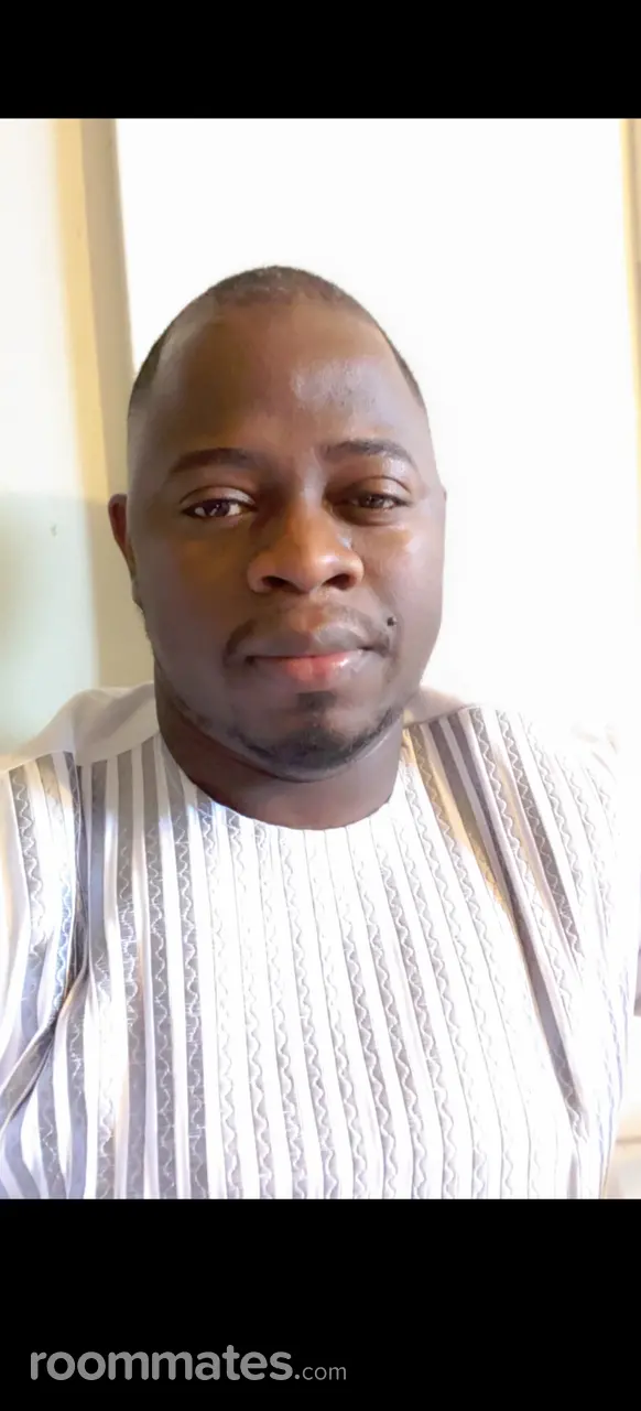 Profile photo 16 of 16