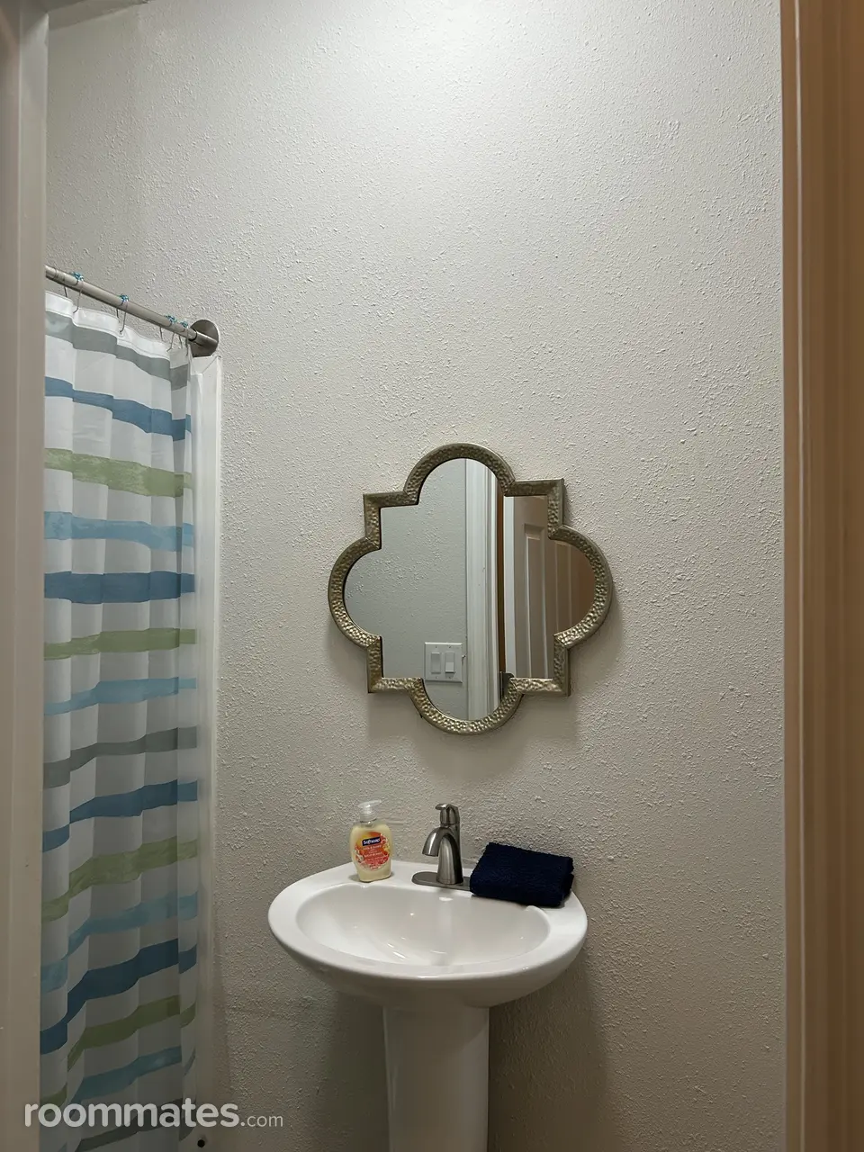 Profile photo 7 of 12