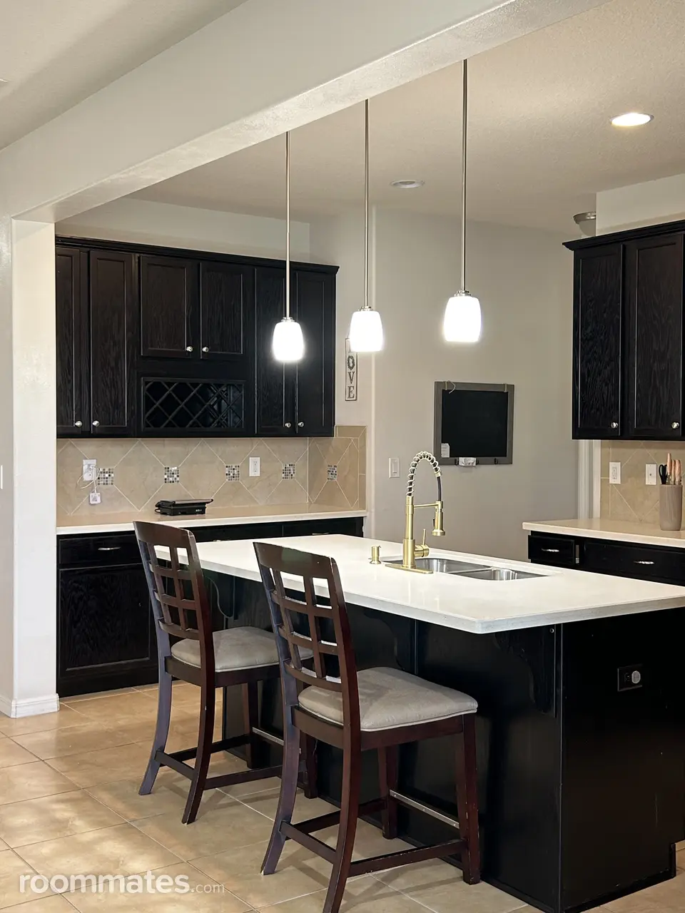 Profile photo 6 of 12