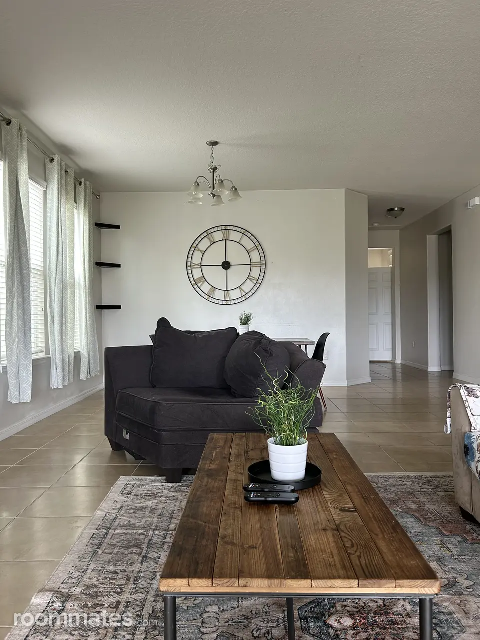 Profile photo 9 of 12