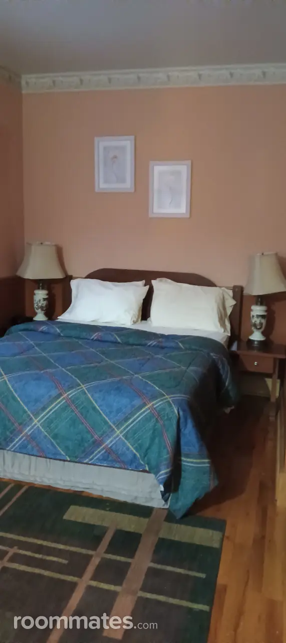 Profile photo 10 of 11