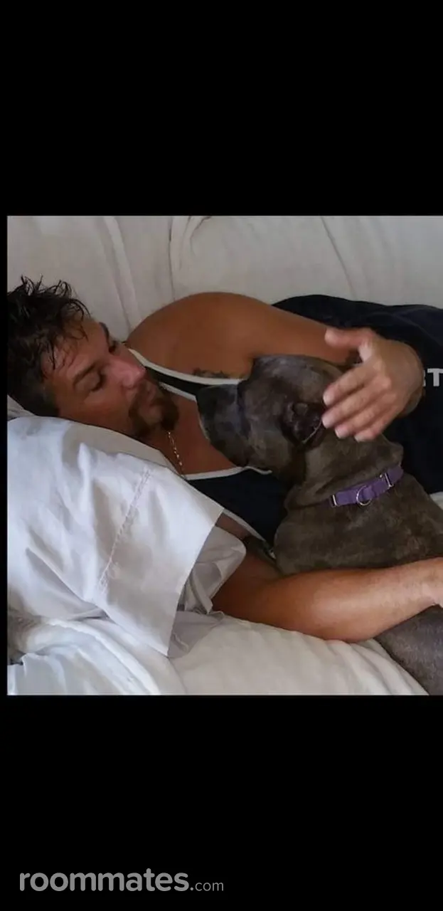 Profile photo 6 of 10