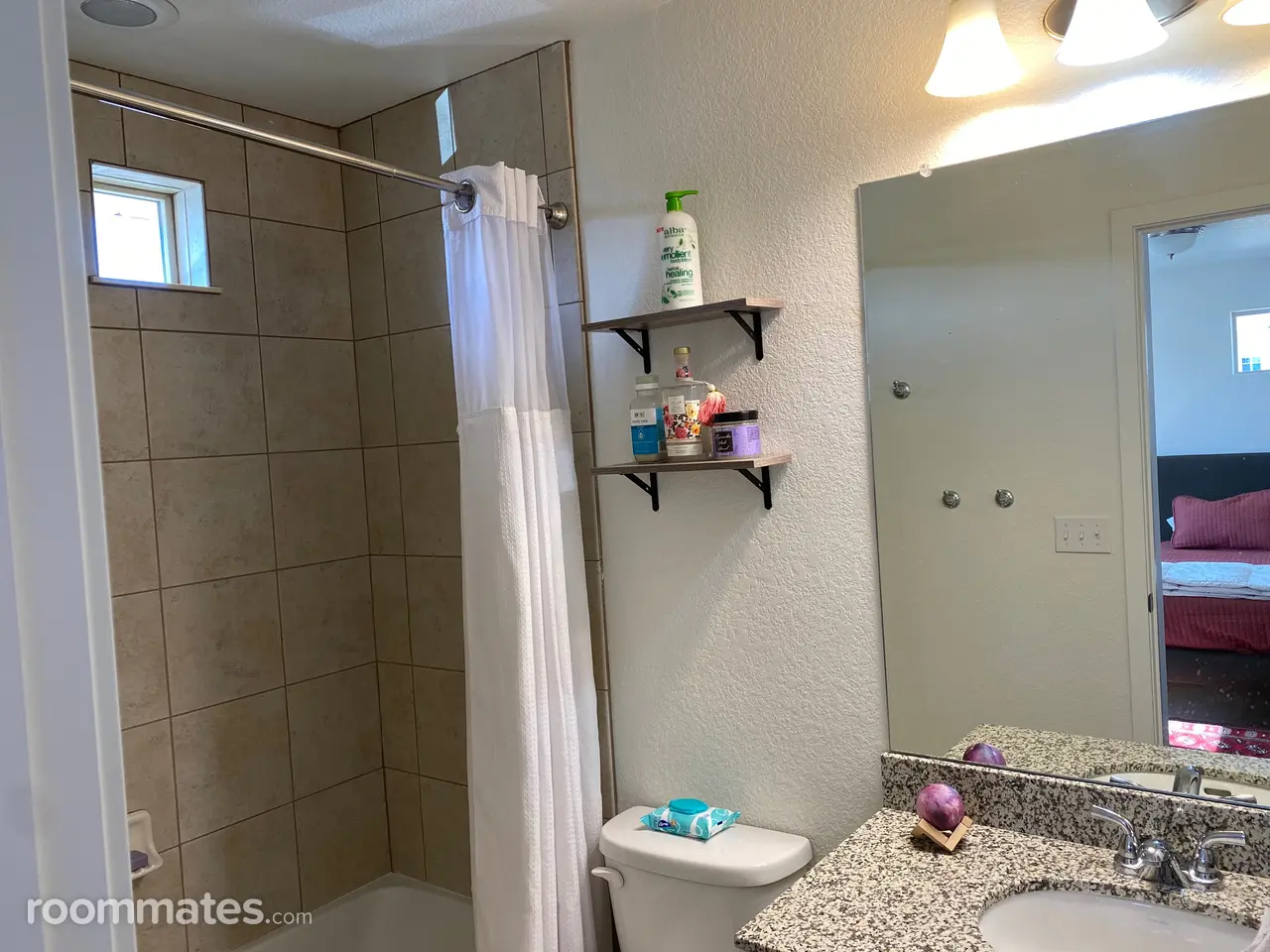 Profile photo 7 of 14