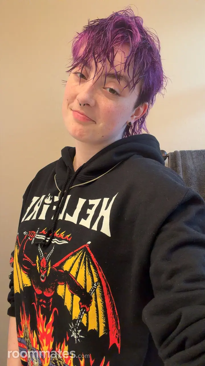 Profile photo 6 of 6