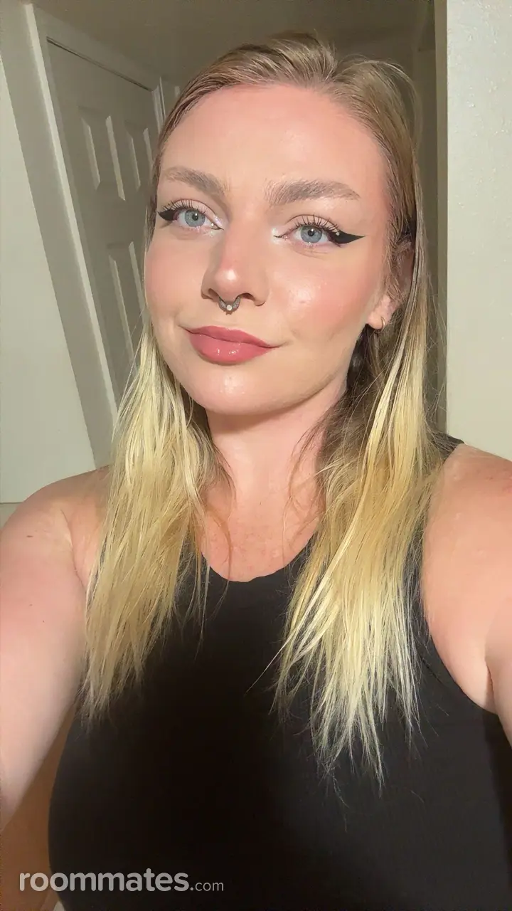 Profile photo 3 of 7