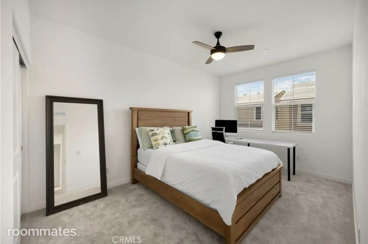 Profile photo 4 of 9