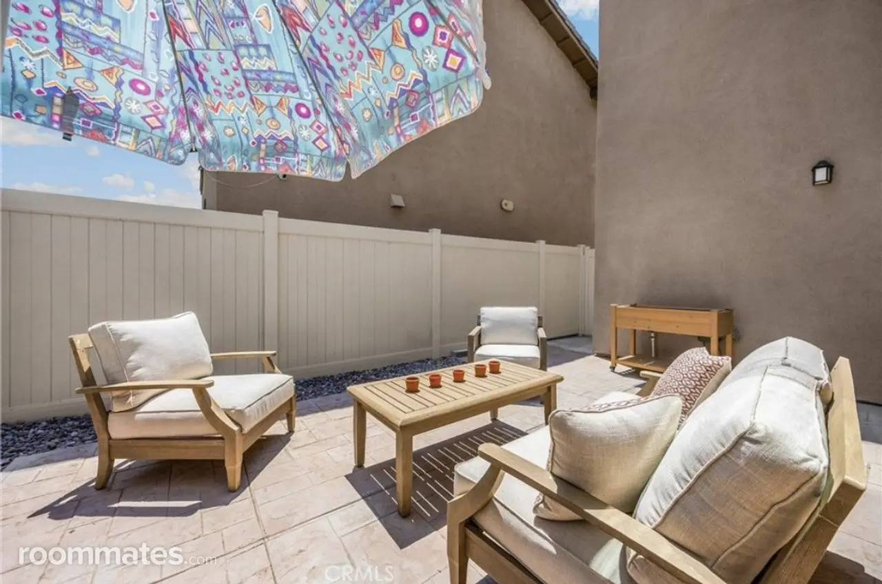 Profile photo 7 of 9