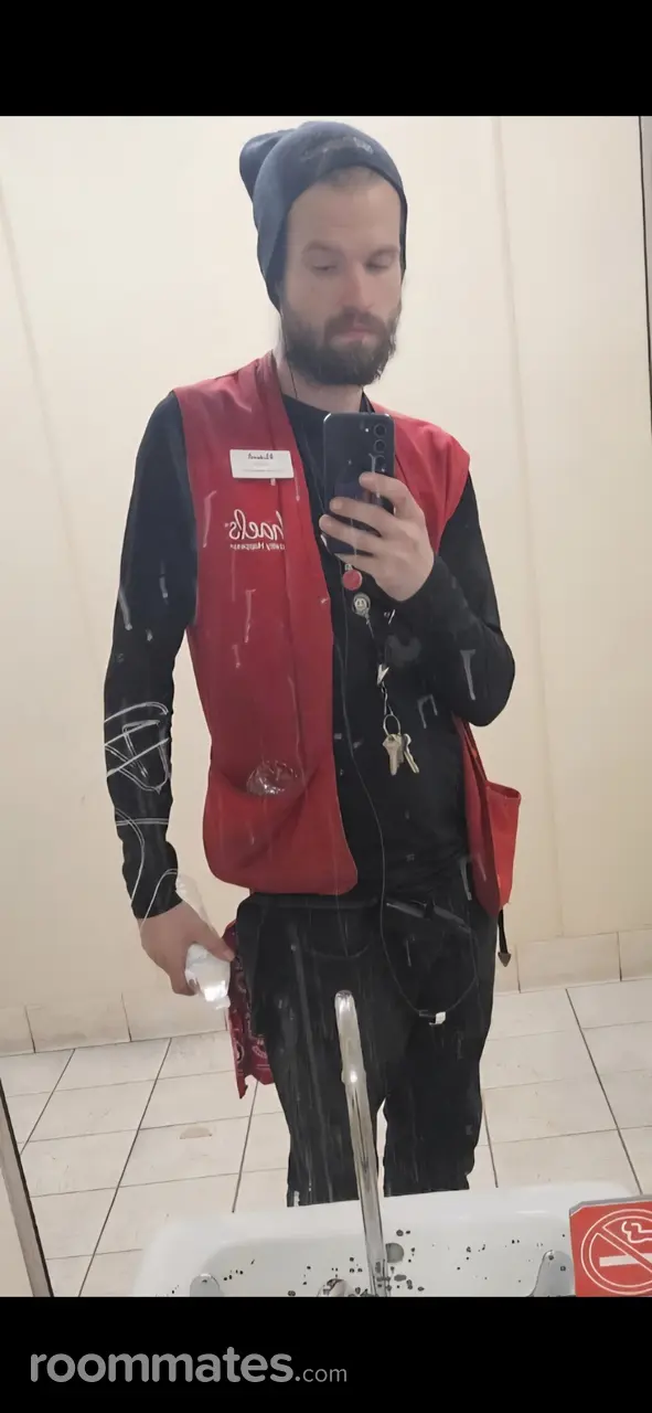 Profile photo 7 of 7