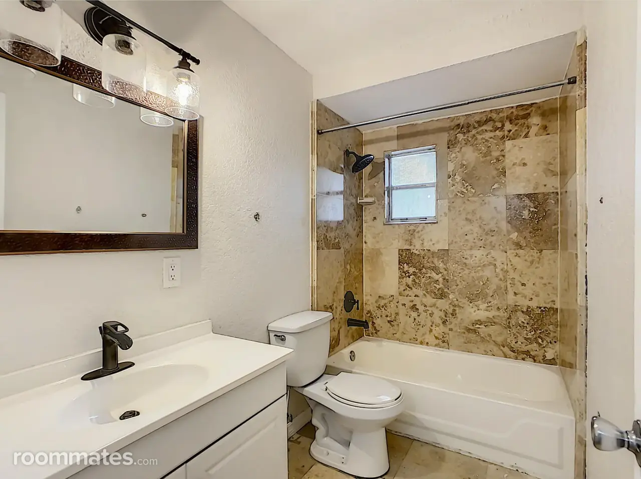 Profile photo 6 of 7