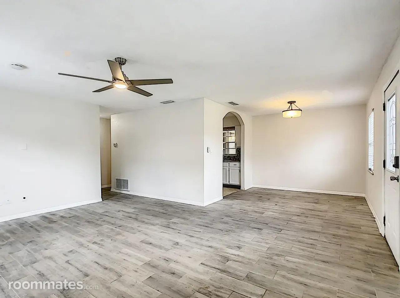 Profile photo 4 of 7