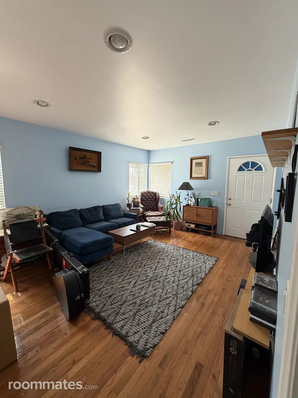 Profile photo 7 of 11