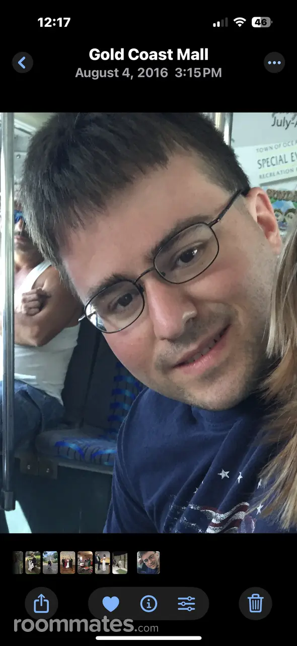 Profile photo 1 of 1