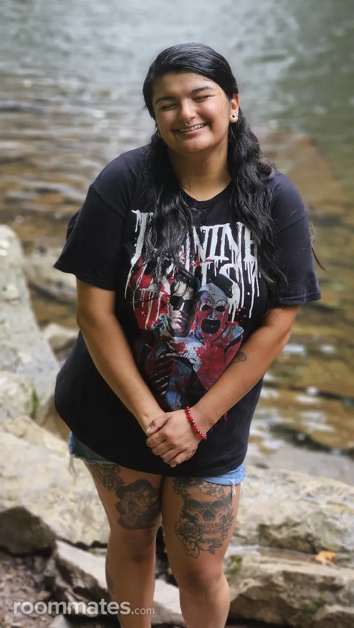 Profile photo 5 of 6