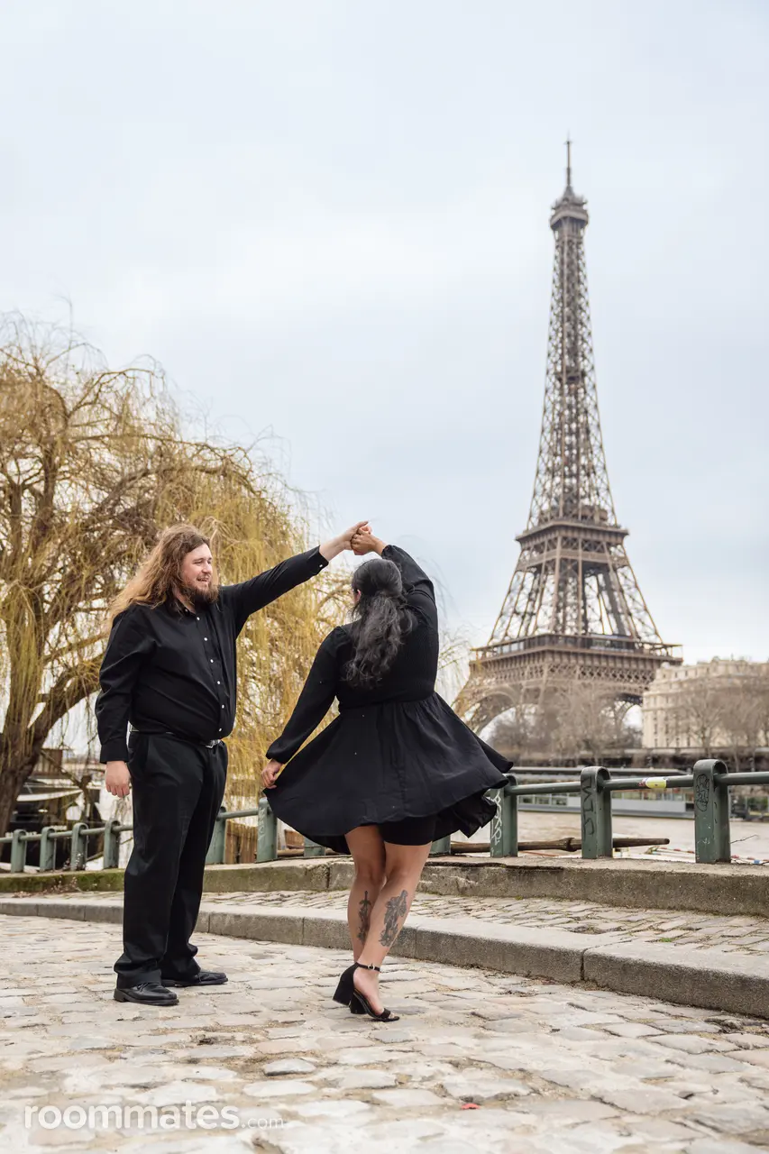 Profile photo 1 of 6