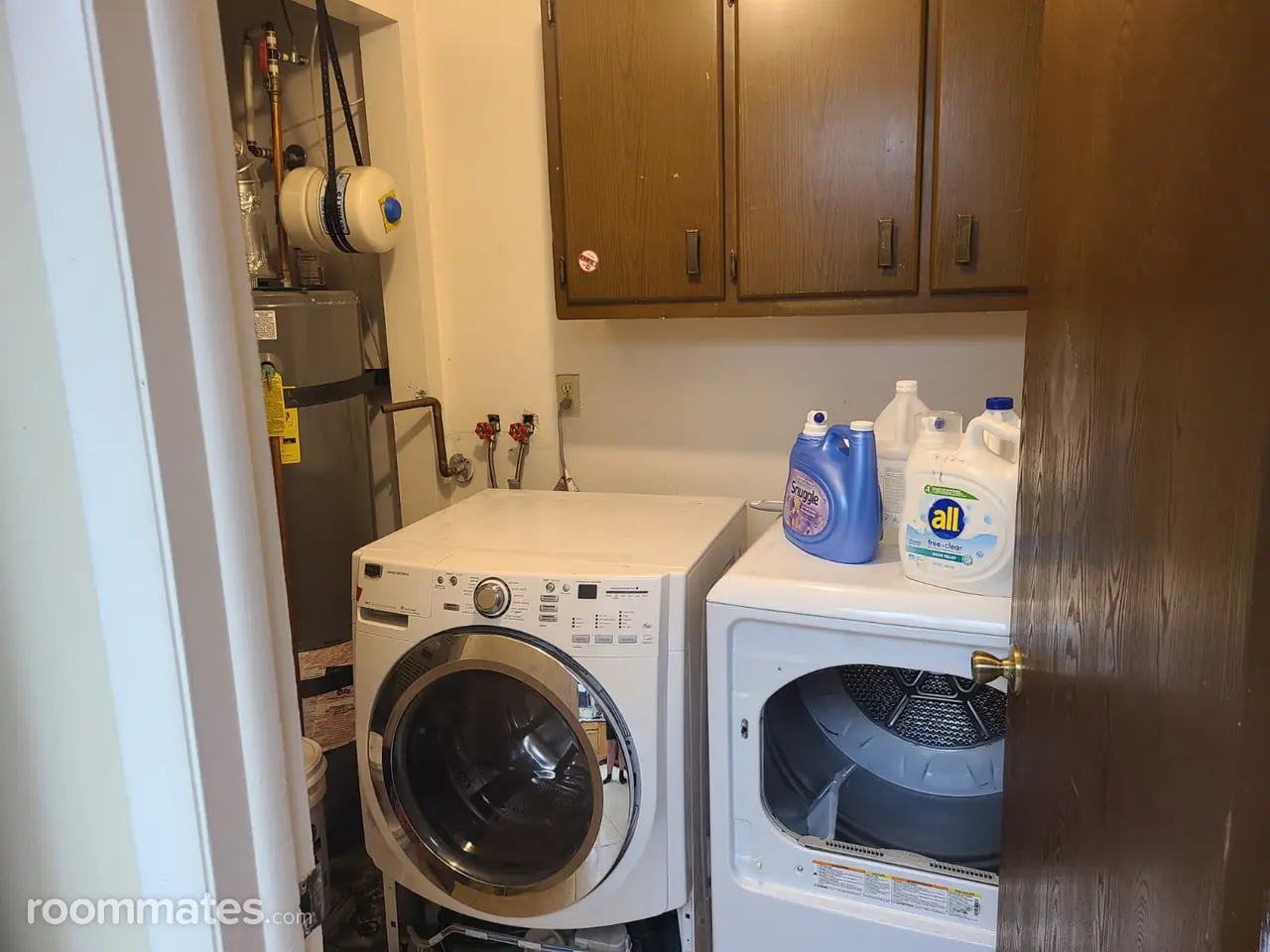 Profile photo 3 of 6