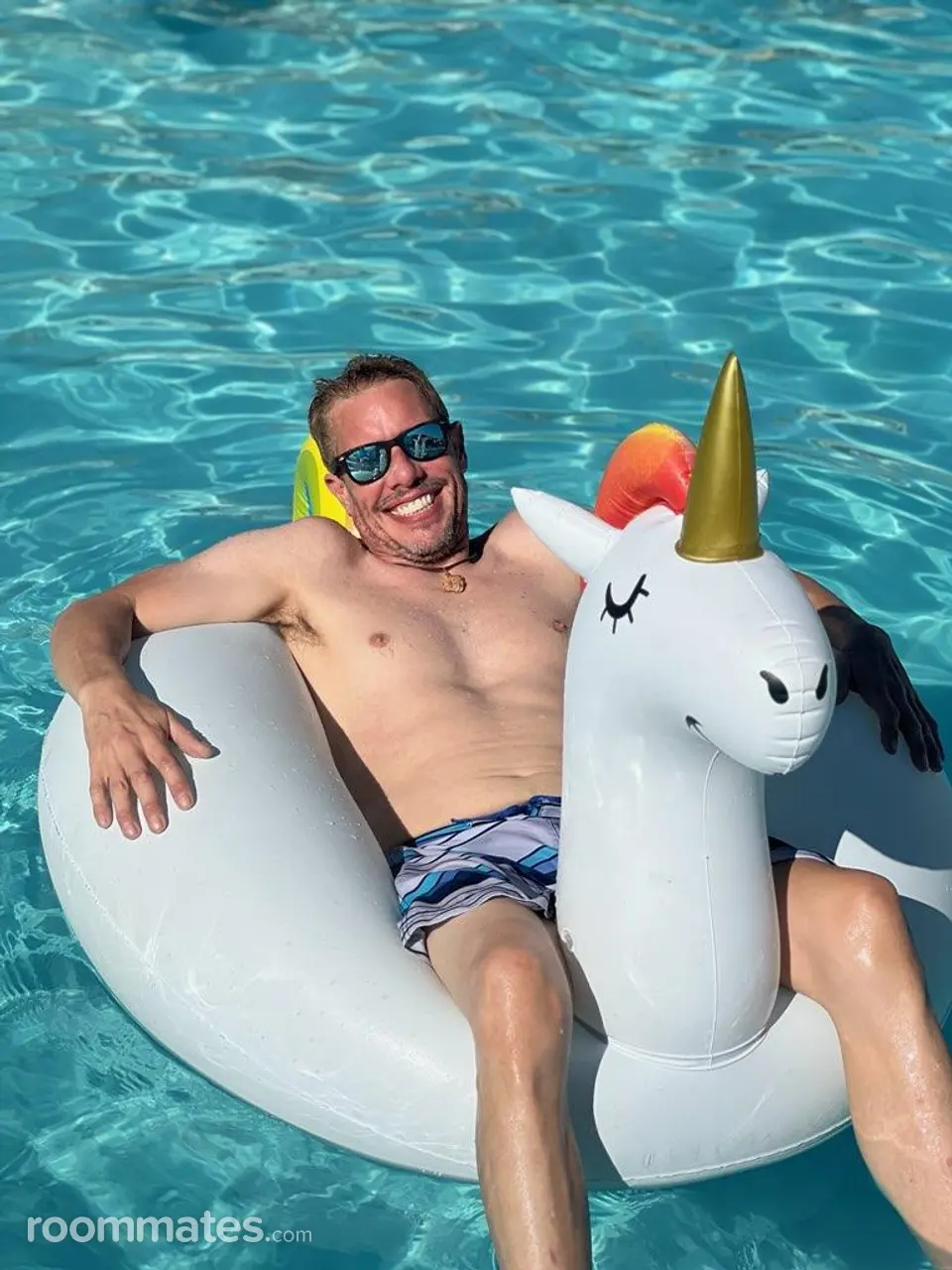 Profile photo 6 of 6