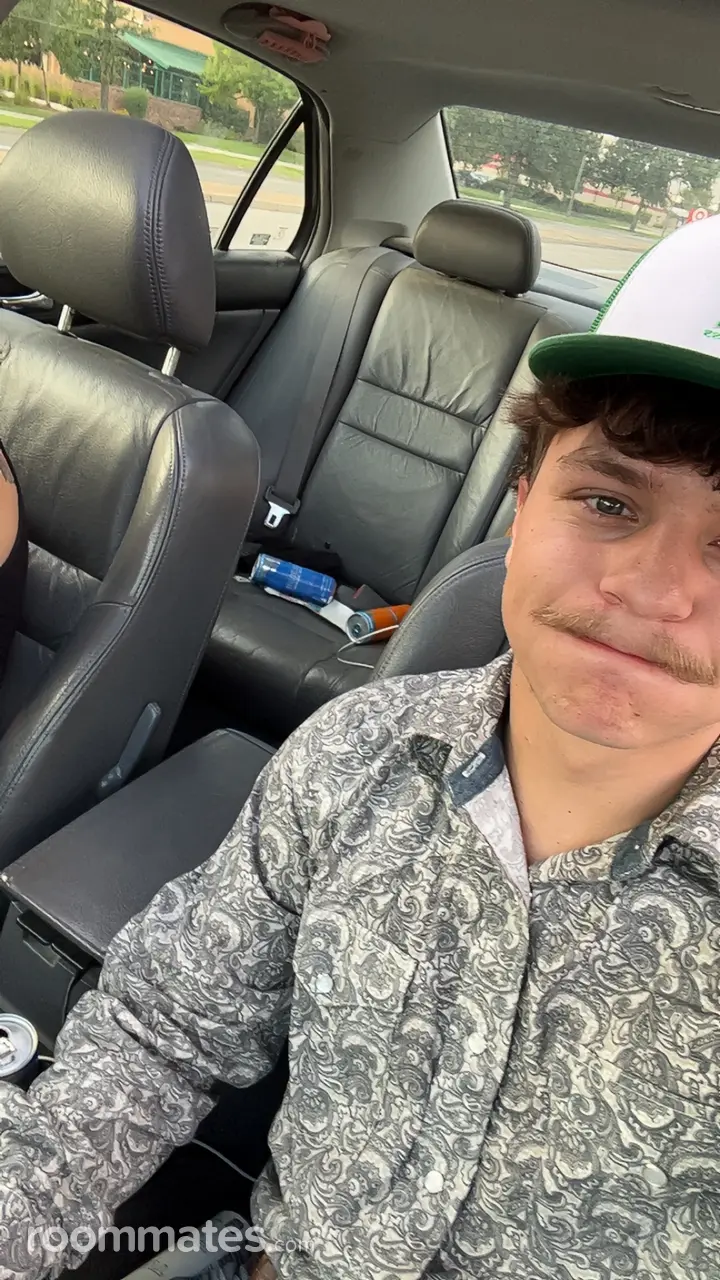 Profile photo 1 of 1