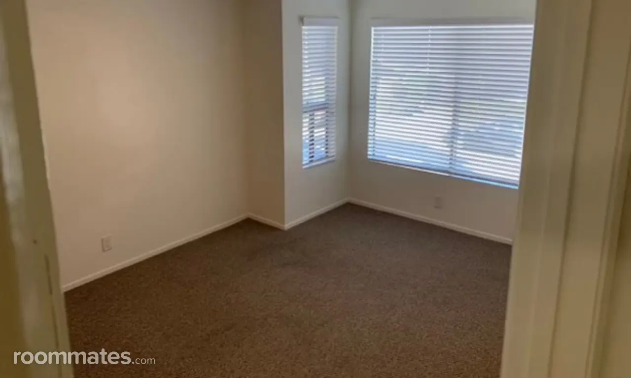 Profile photo 1 of 3