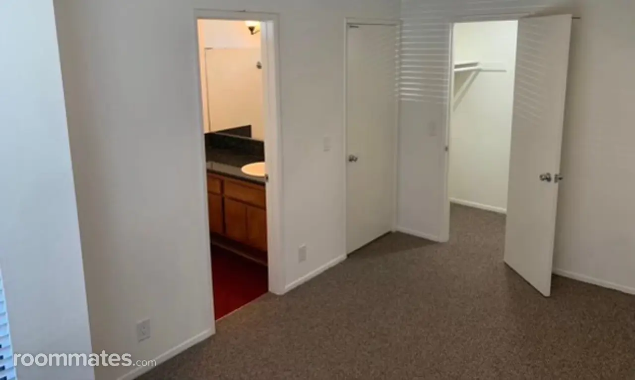 Profile photo 2 of 3