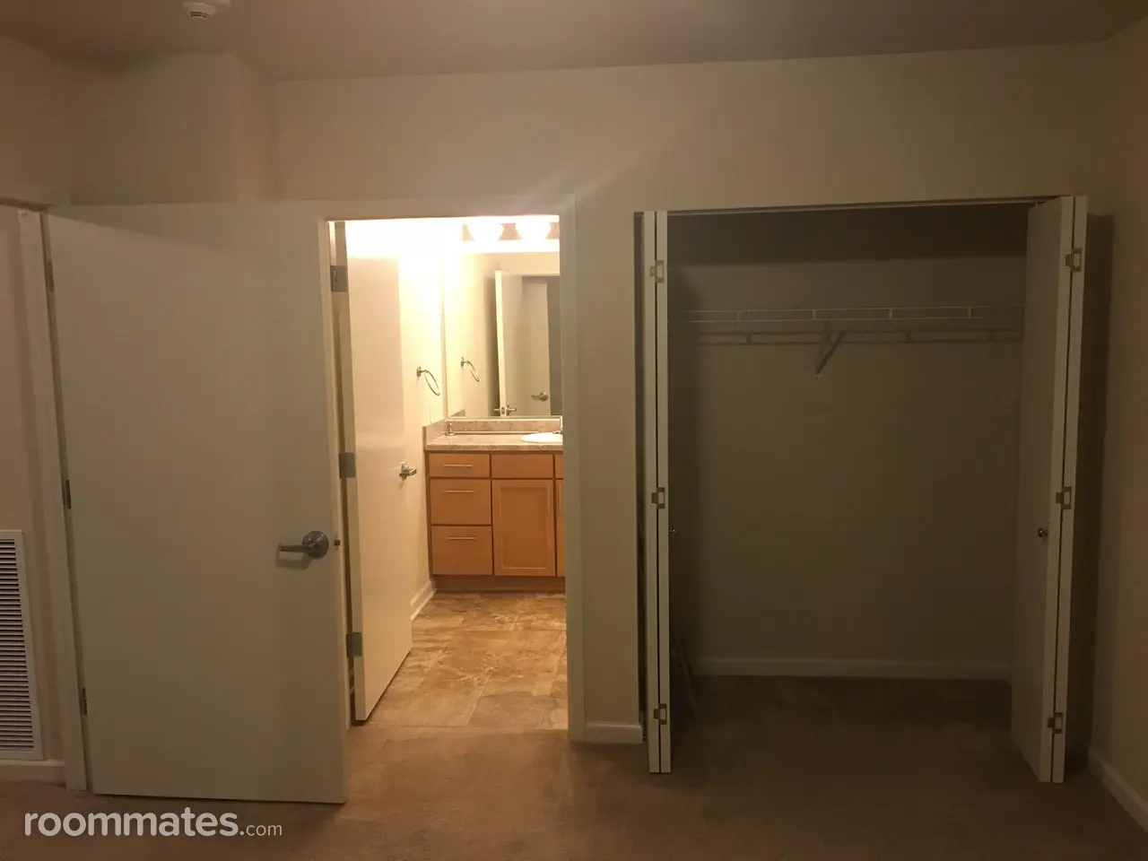 Profile photo 10 of 11