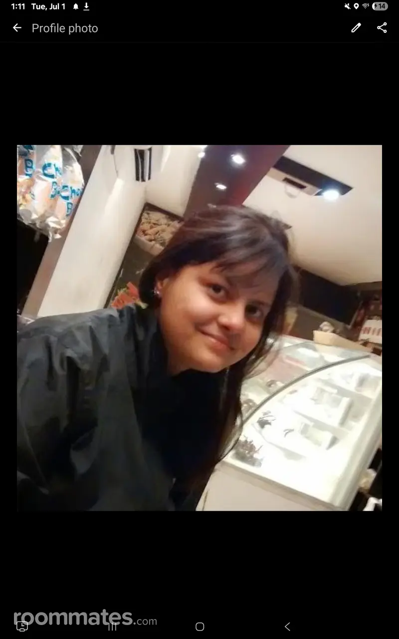 Profile photo 11 of 11