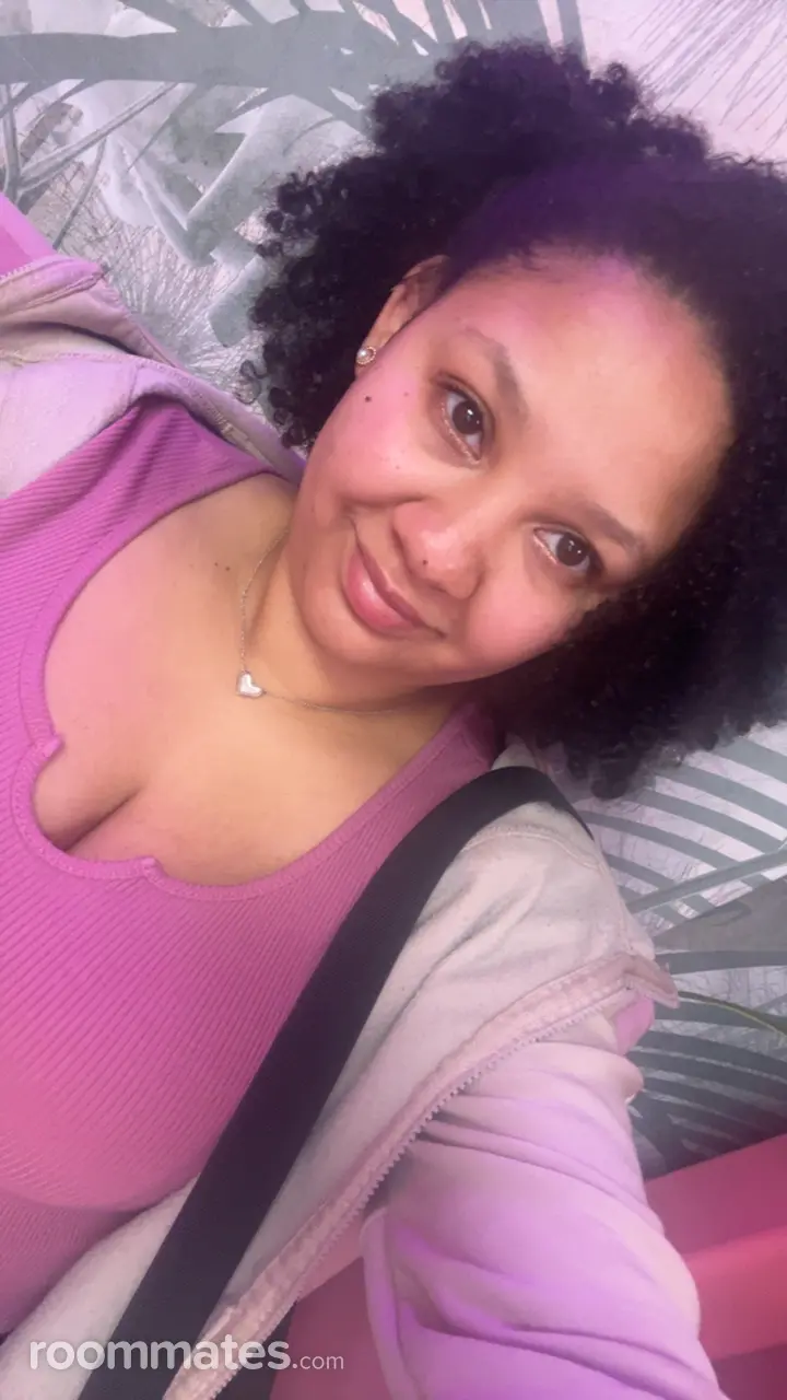 Profile photo 1 of 1