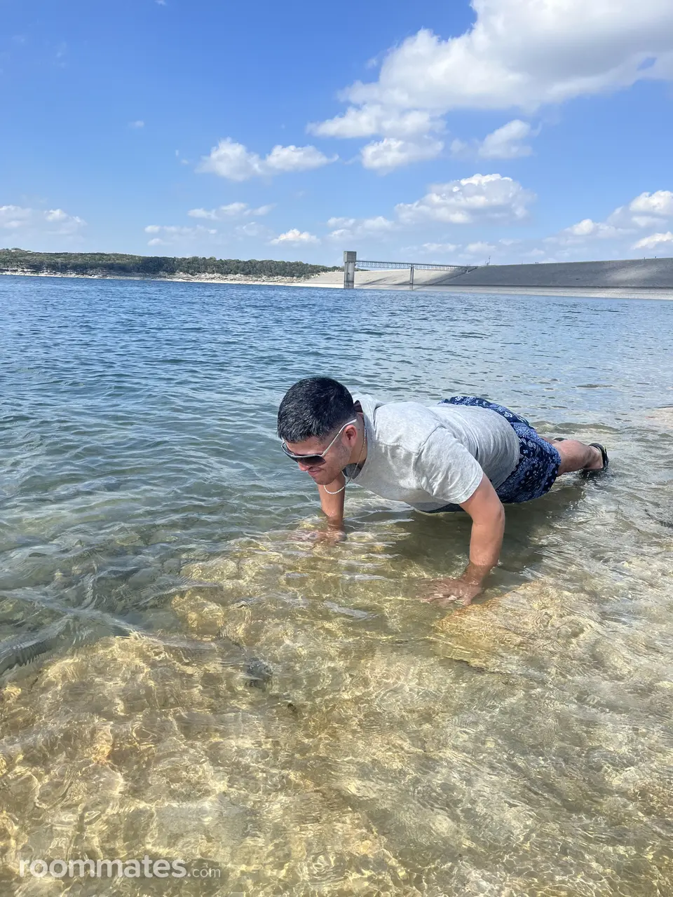 Profile photo 4 of 8